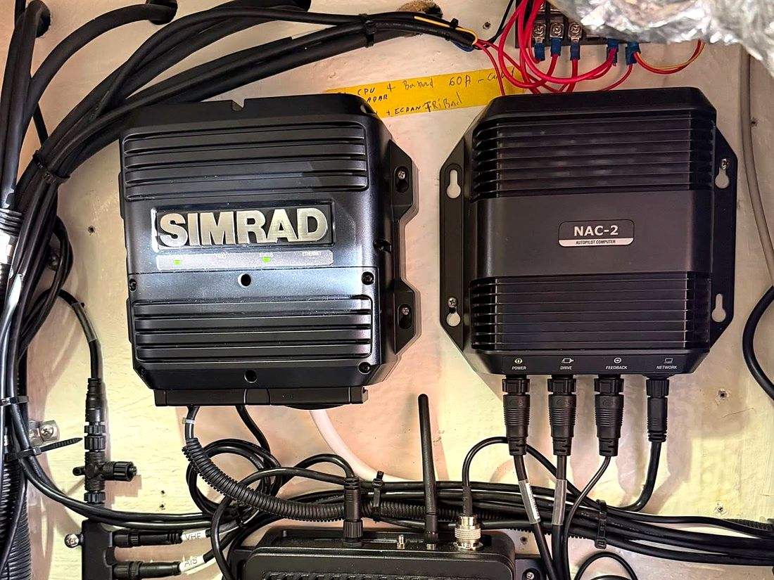 Processeurs Simrad installés à bord
